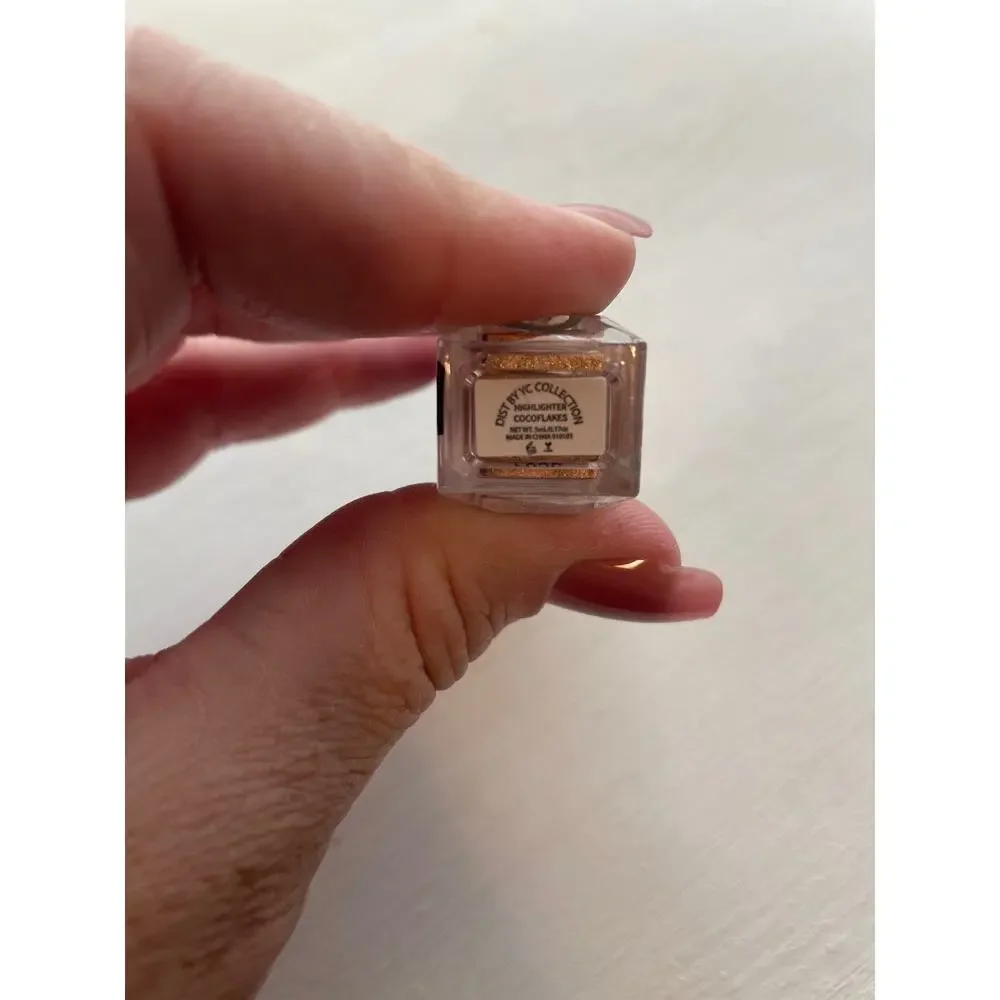 NWT YC Collection Authentic Glazed Liquid Highlight in Cocoflakes